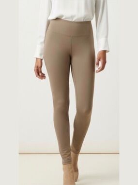 Zara Women's Beige High-Waisted Leggings
